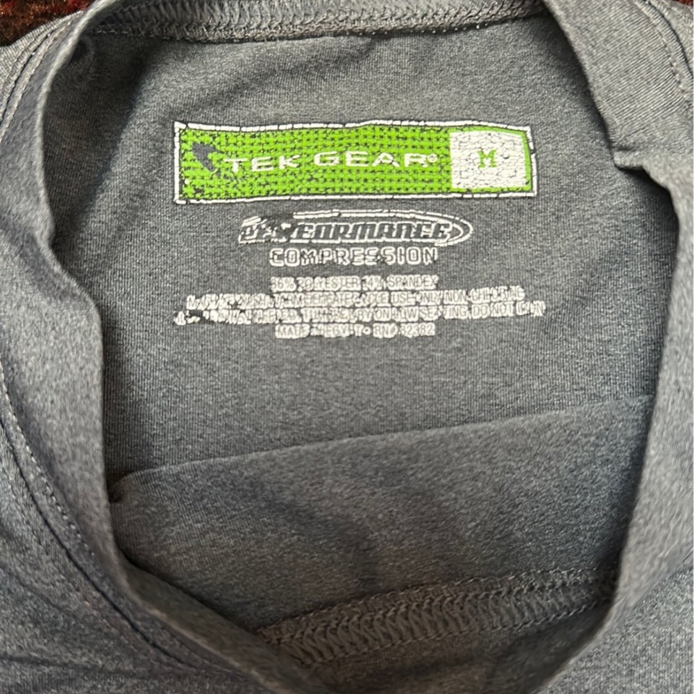 Performance shirt - Picture 2 of 2